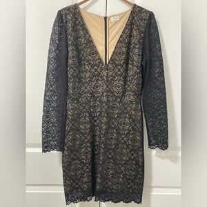 ARITZIA- Wilfred black body con lace dress